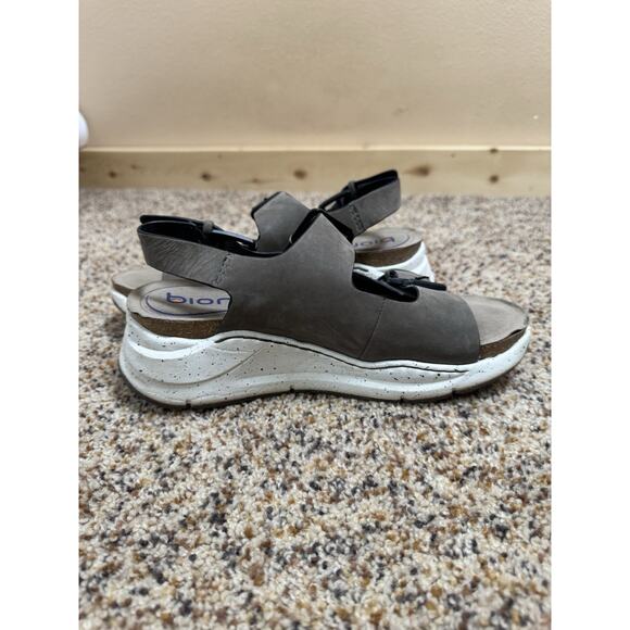 BIONICA Olin Leather Buckle Platform Sandal Shoes Olive Brown Size 8 - Picture 3 of 11